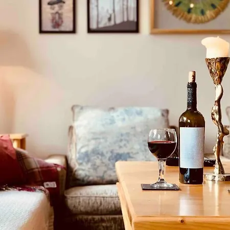 Aquila * Beli Iskăr