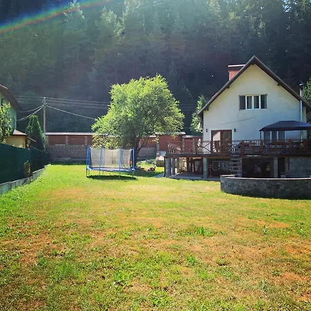 בקתה Villa Gekos *