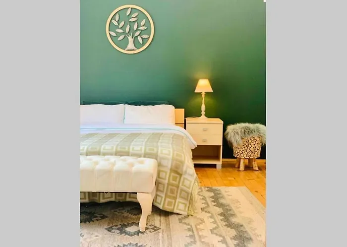 Aquila Шалета Бели искър