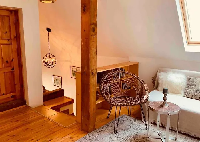 Aquila * Бели искър