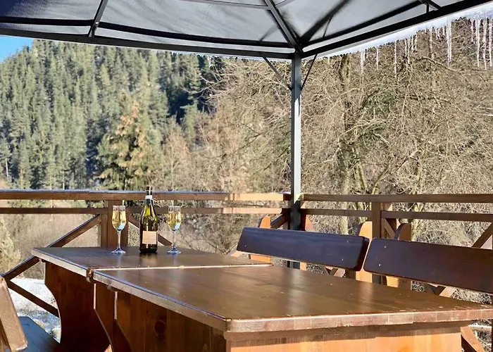 Aquila Шалета *