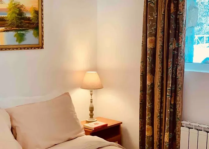 Aquila Шалета Бели искър